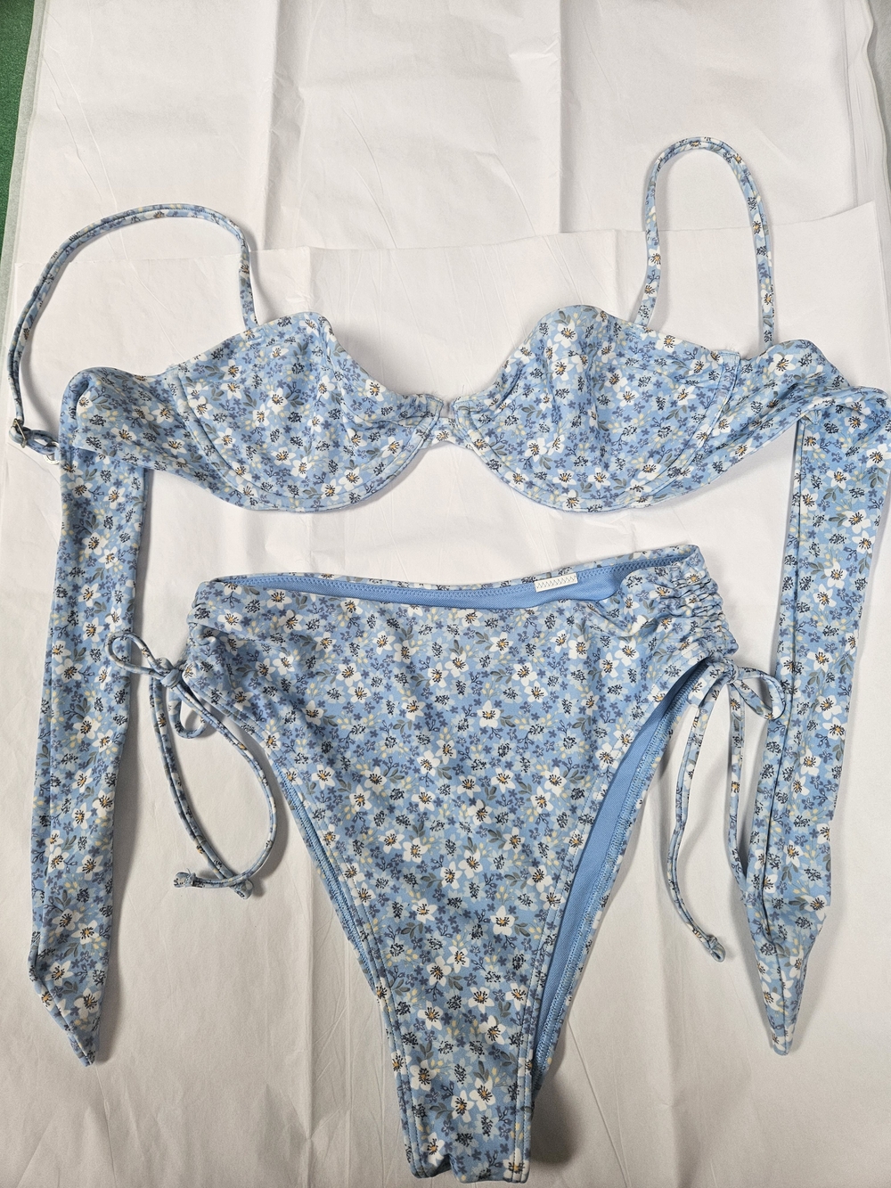 Abercrombie & Fitch Light Blue Floral Tie-Side Bikini. Like New!